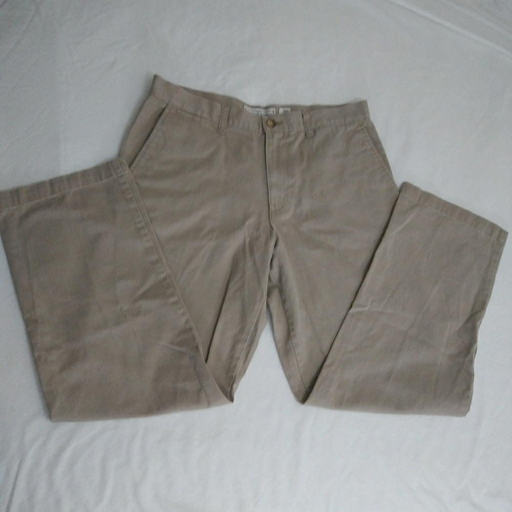 Men's khakis flat front Old Navy